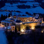 Schloss Hotel 4*
