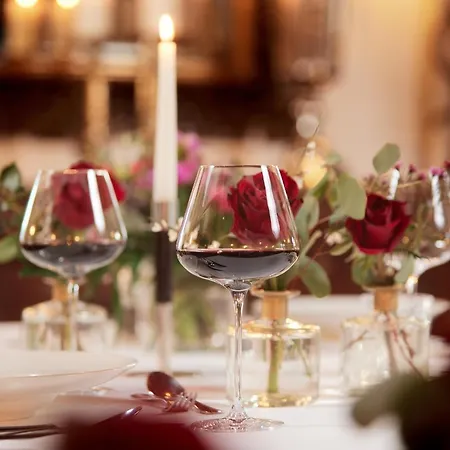 Hotel Schloss 4*