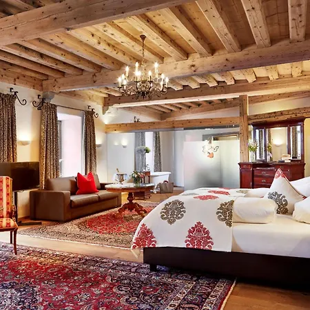 Schloss Hotel 4*