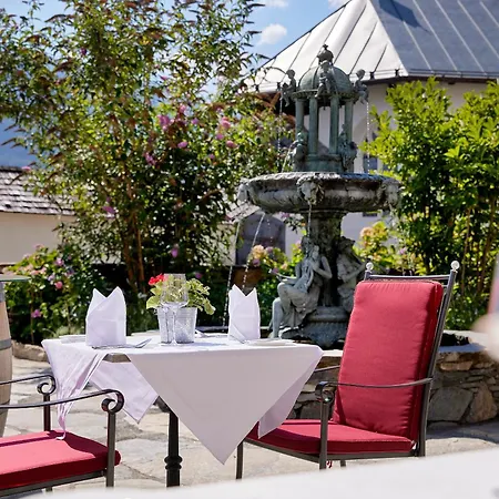 Hotel Schloss 4*
