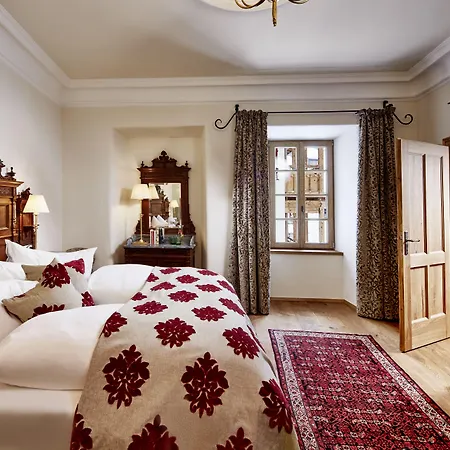Schloss 호텔 4*