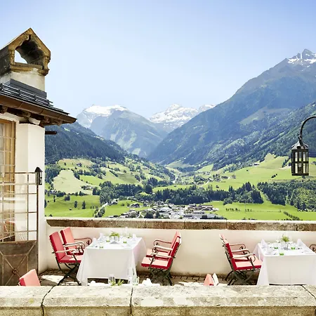 Schloss Otel 4*