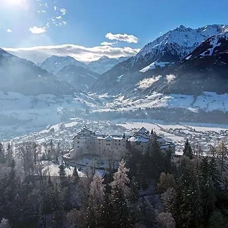 Otel Schloss 4*