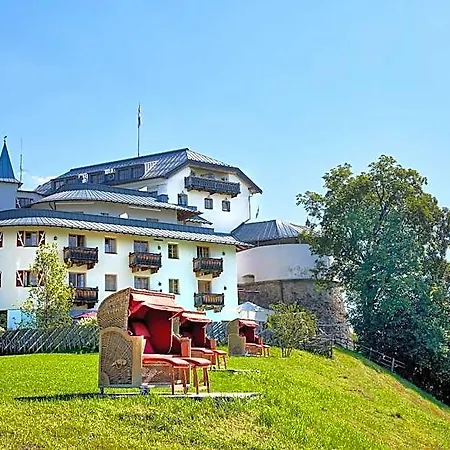Schloss Szálloda 4*