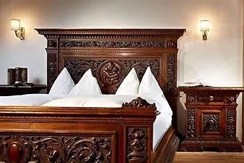 Schloss Otel