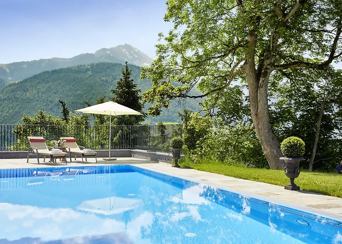 Schloss 4*
