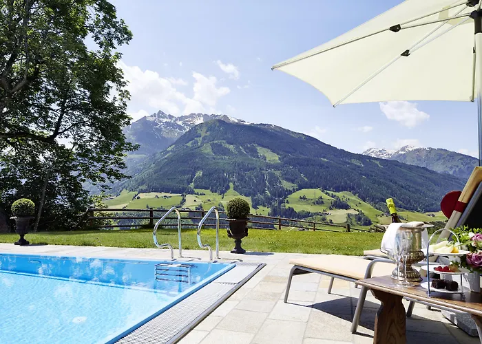Schloss 4*