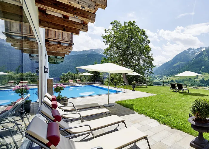 Schloss Hotell 4*