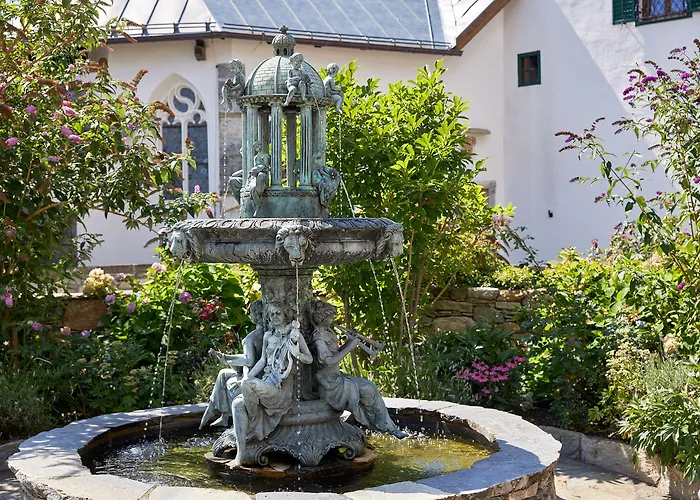 Schloss Hotel 4*